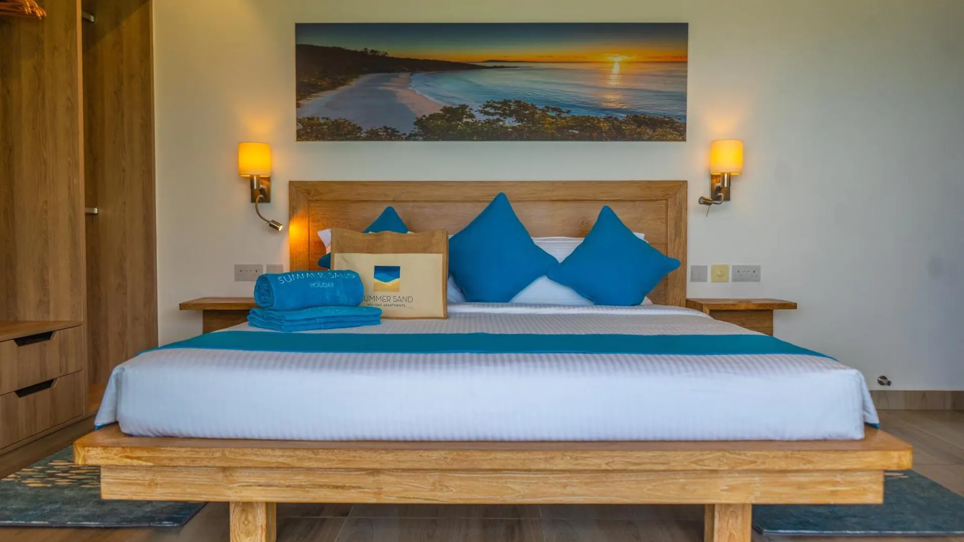 Summer Sand Holiday Apartments Beau Vallon  Apart-hotel