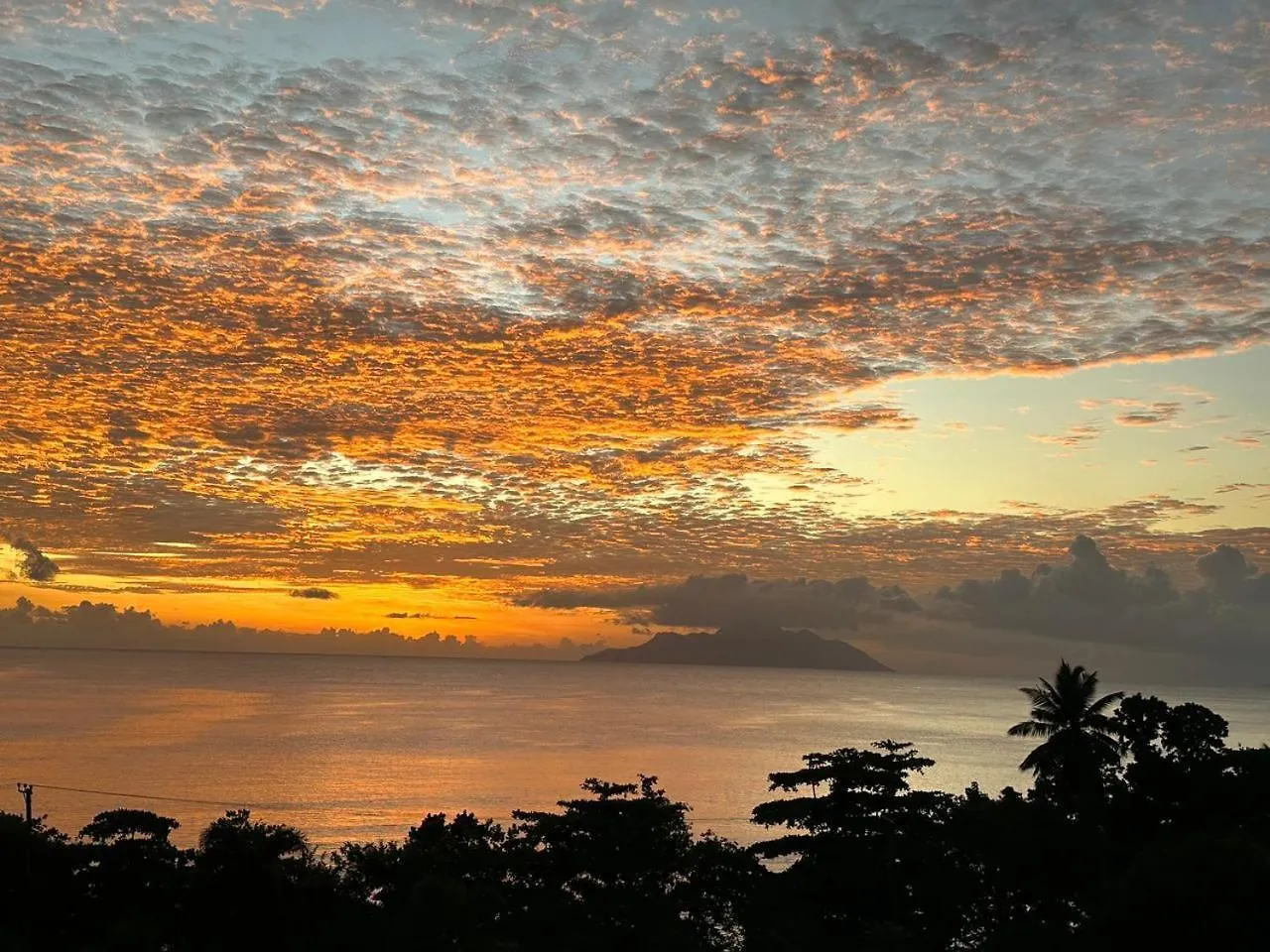 Summer Sand Holiday Apartments Beau Vallon  Beau Vallon (Mahe)
